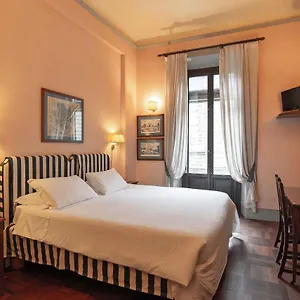https://residenza-johanna-i.it-tuscanyhotel.com